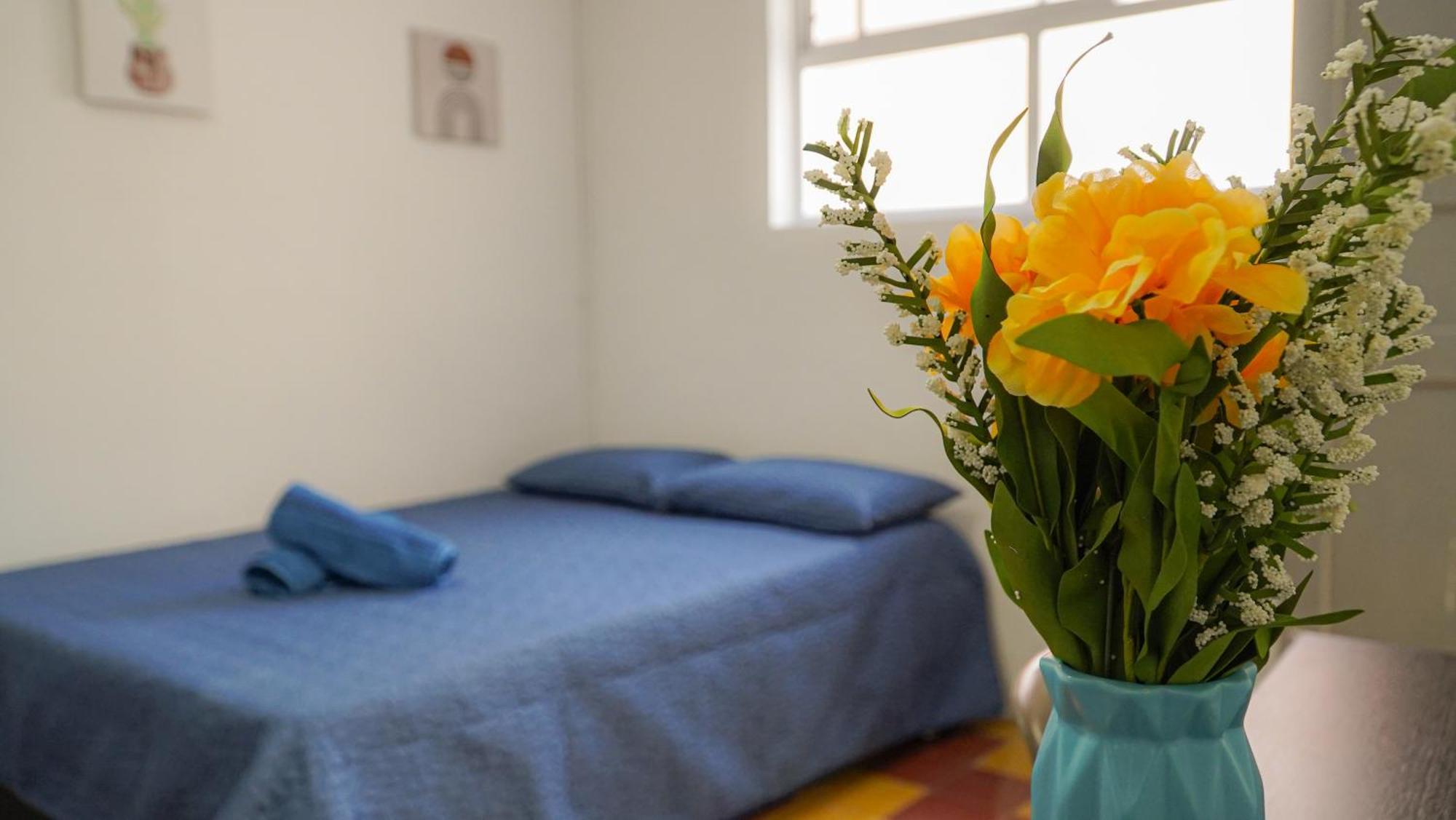 Casa Encanto, Apartamento - Habitaciones, Laureles-America Меделин Екстериор снимка