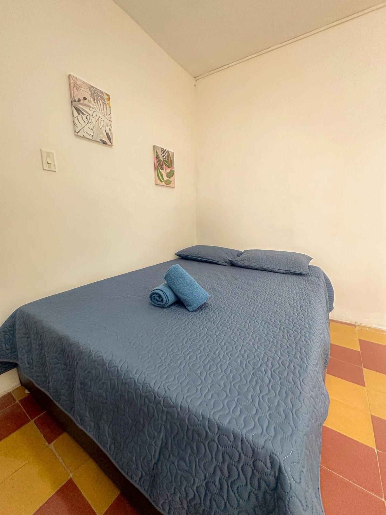 Casa Encanto, Apartamento - Habitaciones, Laureles-America Меделин Екстериор снимка