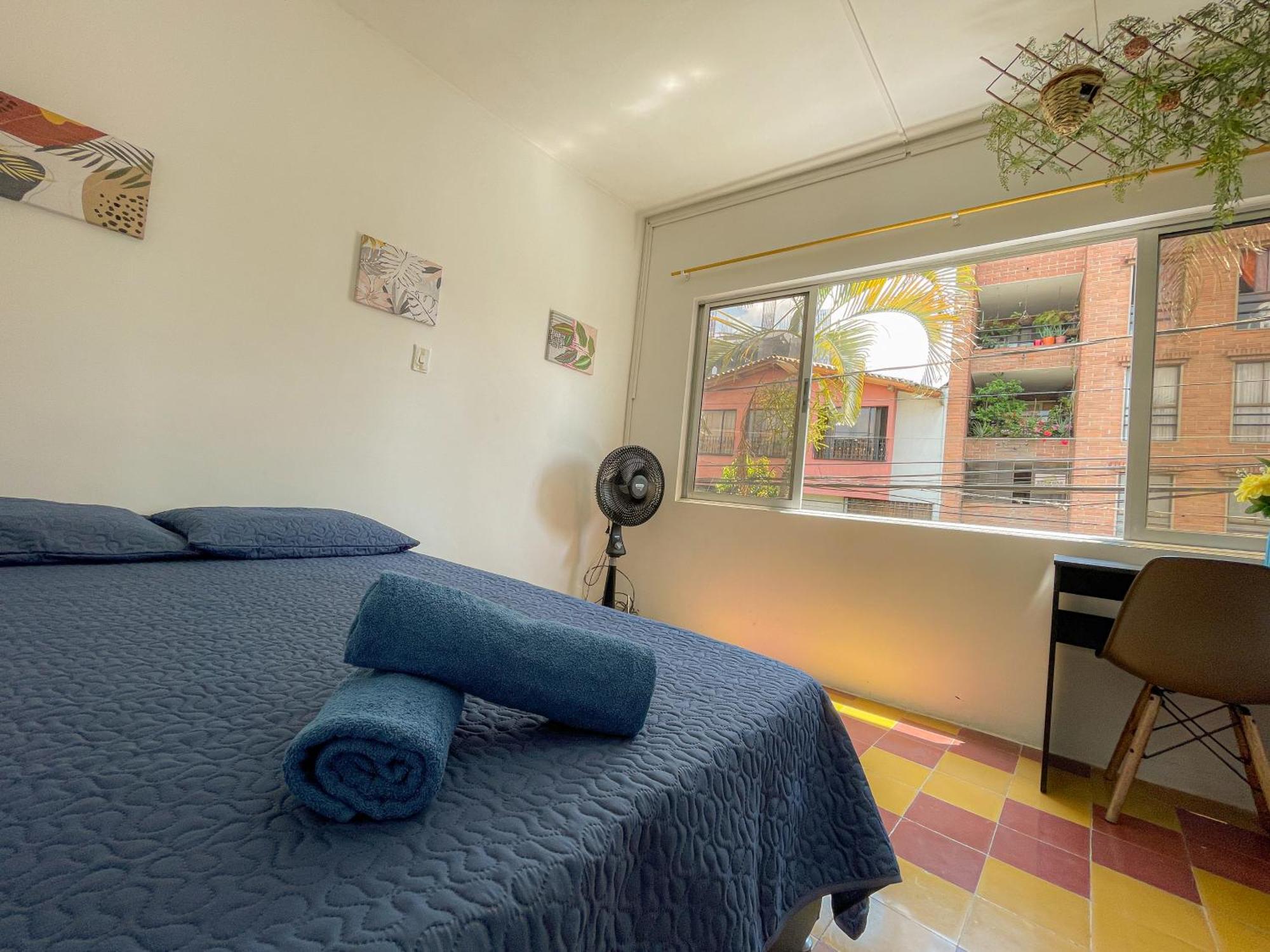 Casa Encanto, Apartamento - Habitaciones, Laureles-America Меделин Екстериор снимка