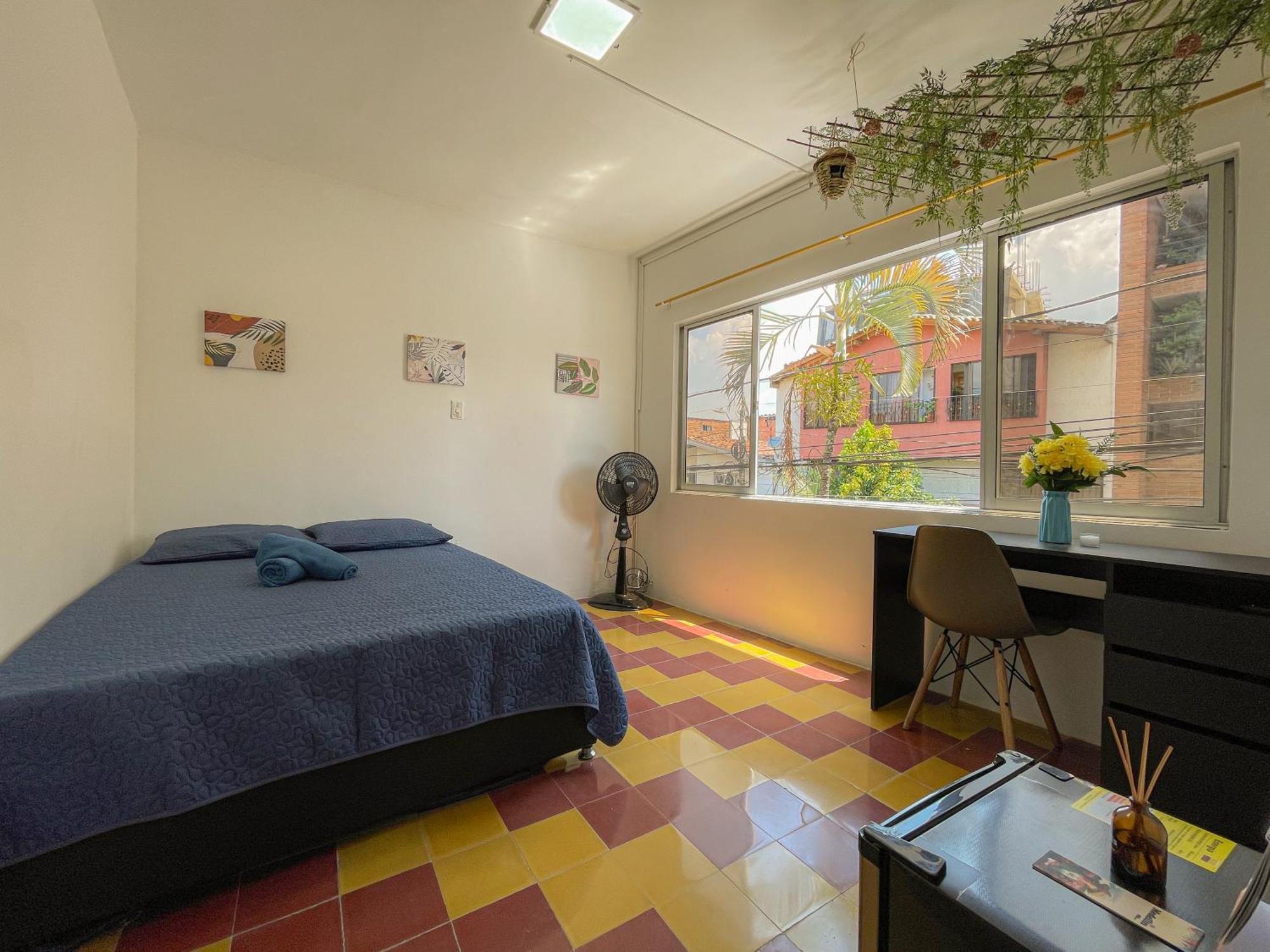 Casa Encanto, Apartamento - Habitaciones, Laureles-America Меделин Екстериор снимка