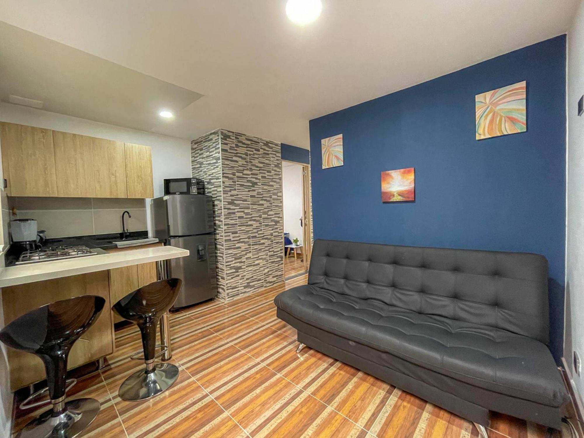 Casa Encanto, Apartamento - Habitaciones, Laureles-America Меделин Екстериор снимка