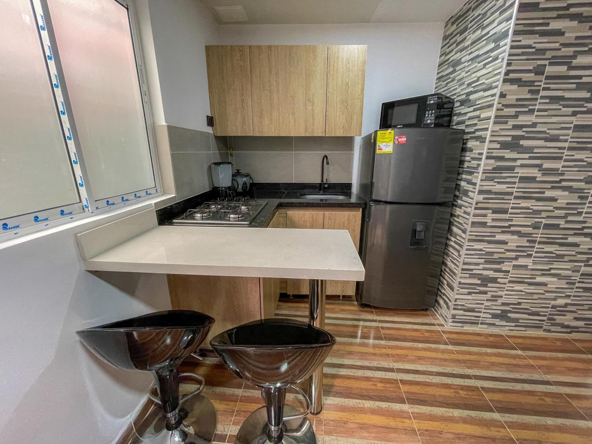 Casa Encanto, Apartamento - Habitaciones, Laureles-America Меделин Екстериор снимка