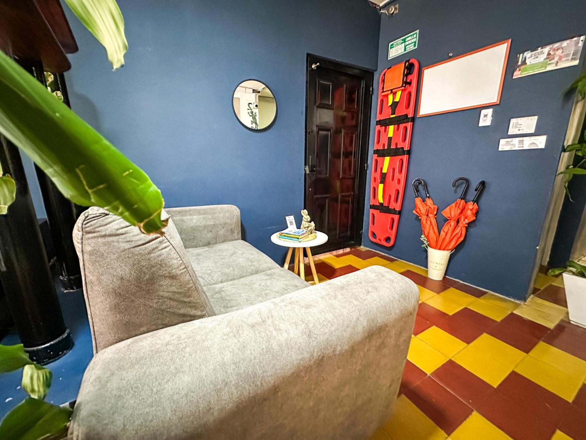 Casa Encanto, Apartamento - Habitaciones, Laureles-America Меделин Екстериор снимка